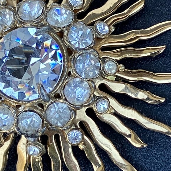 Gold Tone Clear Rhinestone Sunburst Brooch Jewelry - Picture 4 of 11